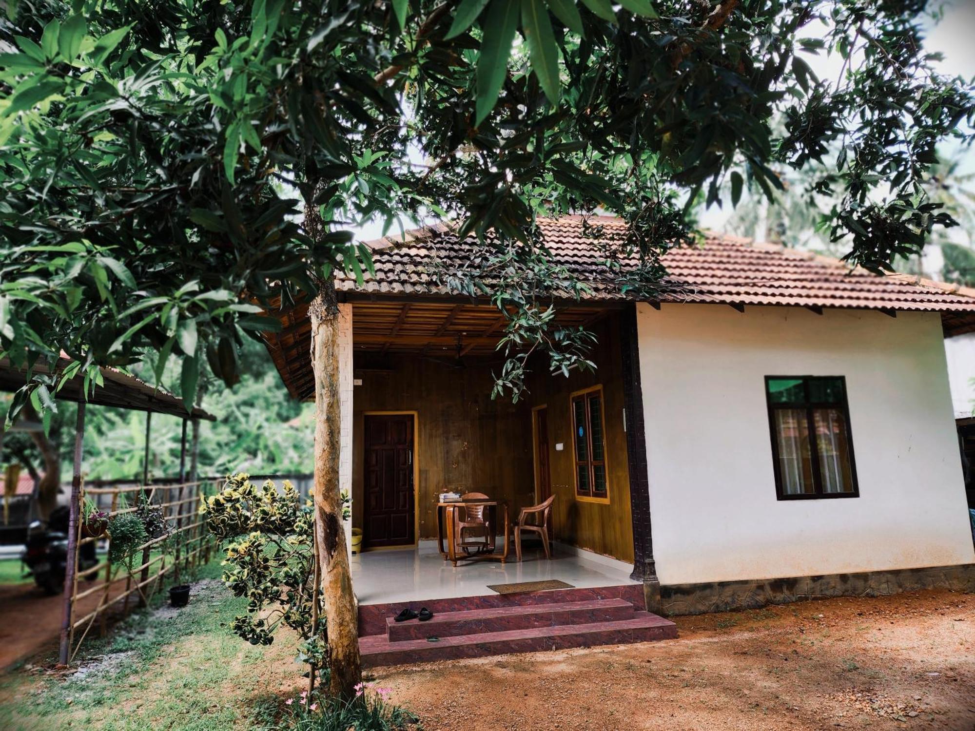 The Munroe Villagio Homey Mundrothuruth Экстерьер фото