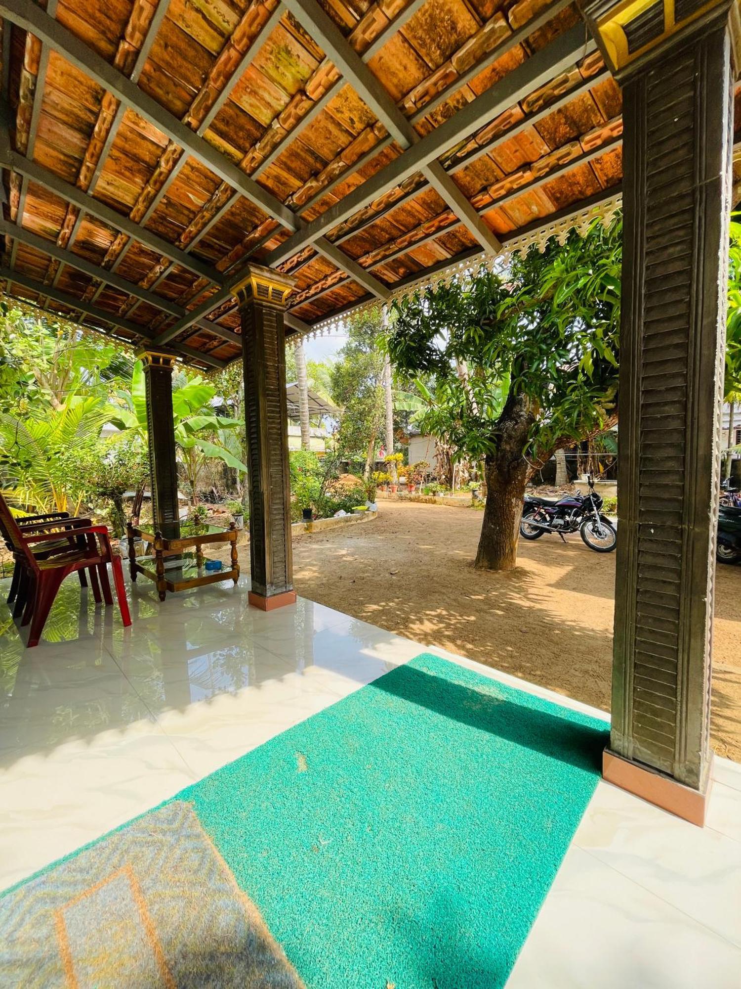 The Munroe Villagio Homey Mundrothuruth Экстерьер фото