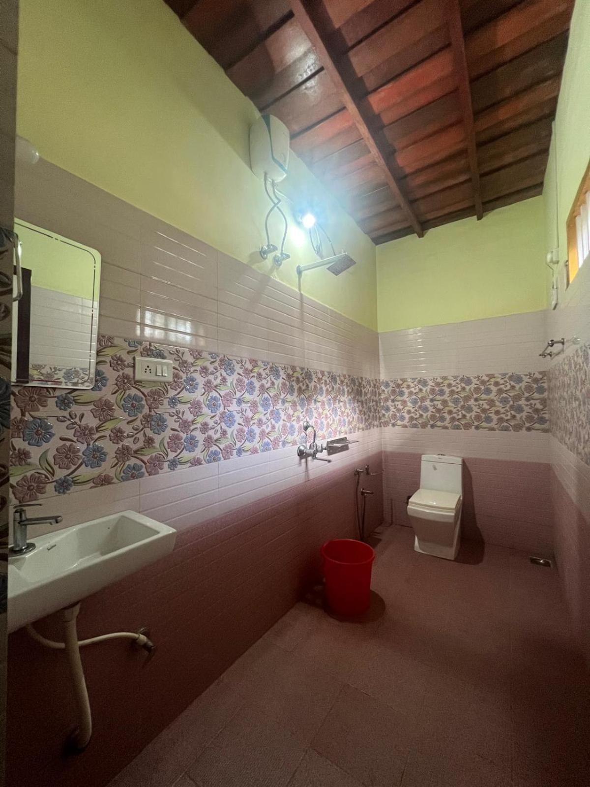 The Munroe Villagio Homey Mundrothuruth Экстерьер фото